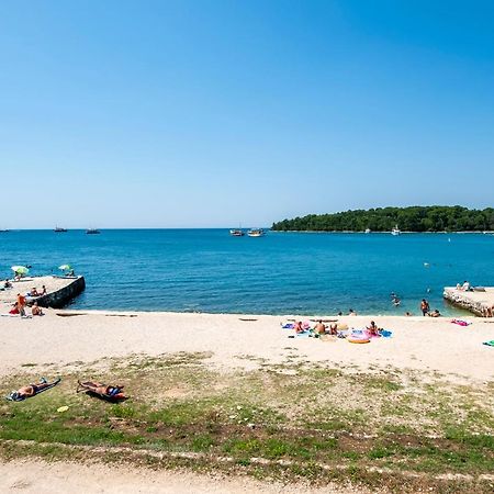 Pineta Mobile Home In Porton Biondi Camp Rovinj Buitenkant foto