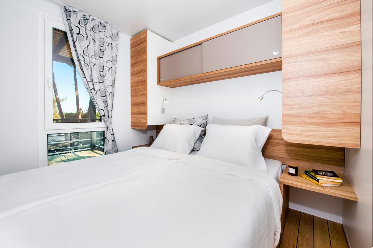 Pineta Mobile Home In Porton Biondi Camp Rovinj Buitenkant foto